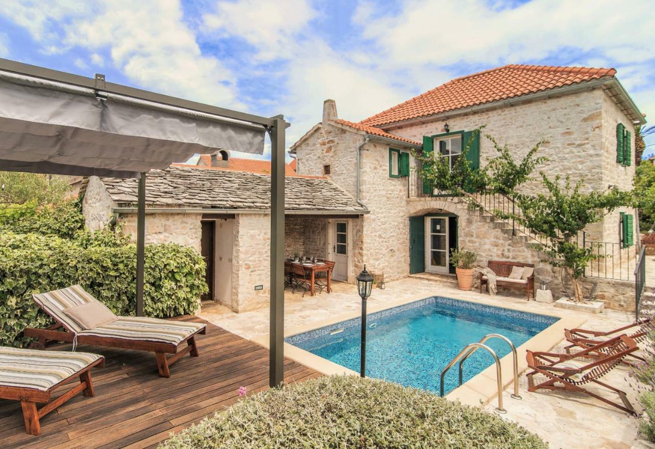 Villa Maruka Supetar Exterior photo